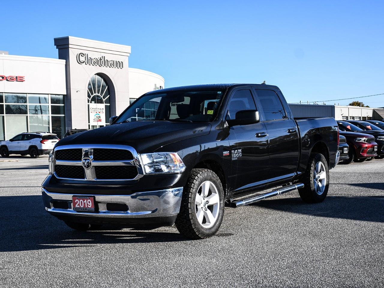 2019 RAM 1500 Classic SLT 4x4 Crew Cab 5'7" Box Photo0