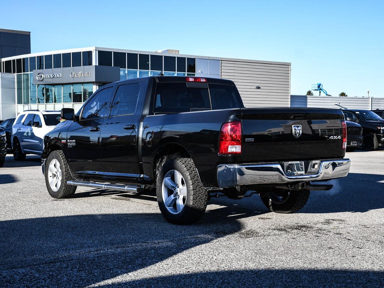 2019 RAM 1500 Classic SLT 4x4 Crew Cab 5'7" Box Photo5