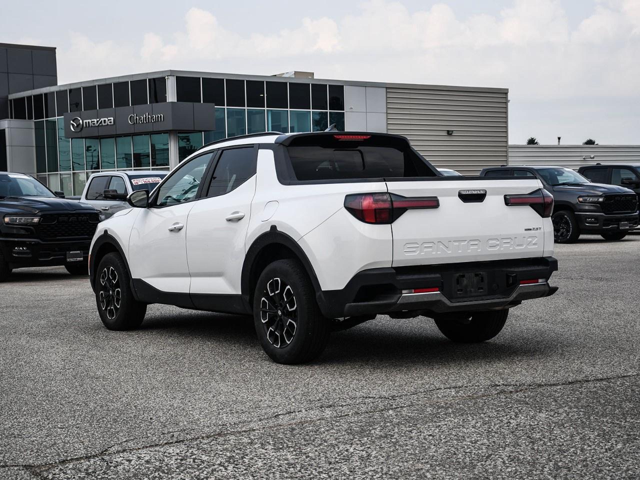 2024 Hyundai Santa Cruz PREFERRED AWD Photo