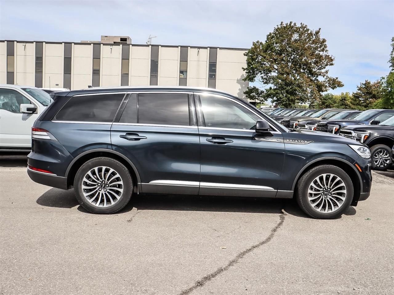 2022 Lincoln Aviator Reserve Leather | Panoramic Roof | Adaptive Cruise Control | Photo