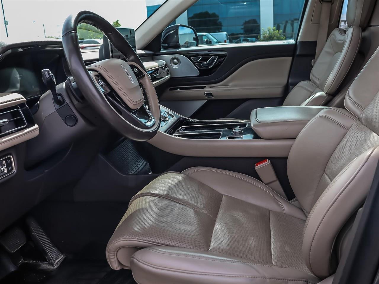 2022 Lincoln Aviator Reserve Leather | Panoramic Roof | Adaptive Cruise Control | Photo