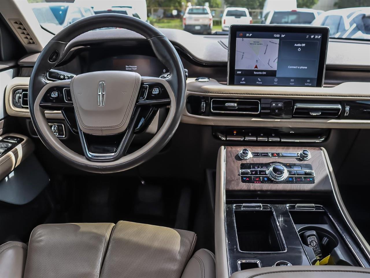 2022 Lincoln Aviator Reserve Leather | Panoramic Roof | Adaptive Cruise Control | Photo