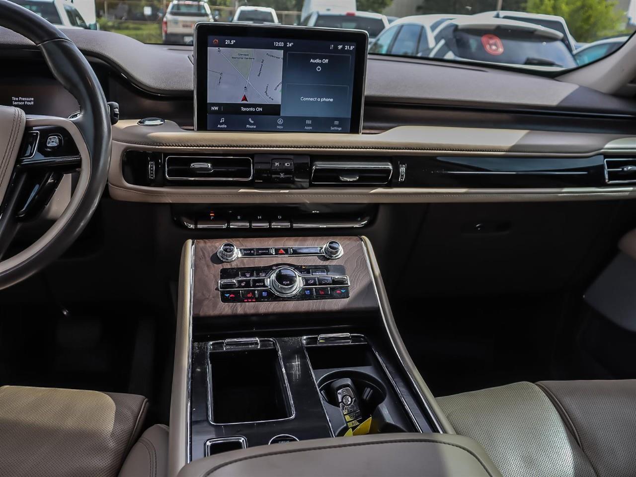 2022 Lincoln Aviator Reserve Leather | Panoramic Roof | Adaptive Cruise Control | Photo