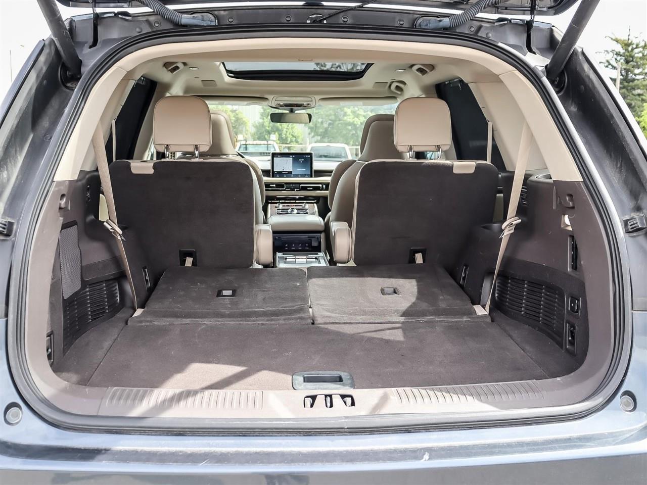 2022 Lincoln Aviator Reserve Leather | Panoramic Roof | Adaptive Cruise Control | Photo