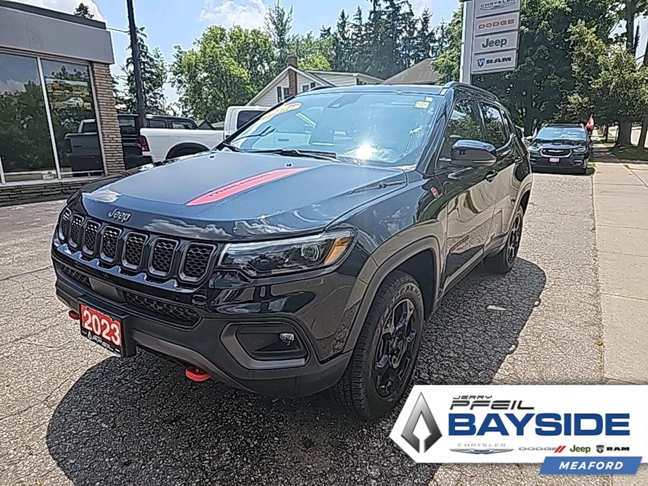 Used 2023 Jeep Compass Trailhawk 4X4 - LEATHER - PANO ROOF for sale in Meaford, ON