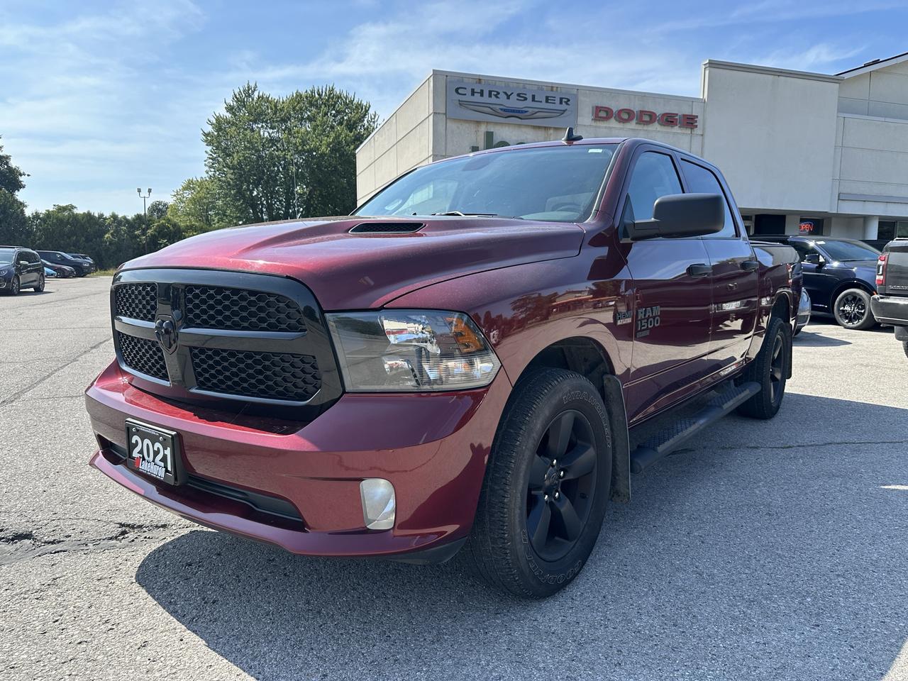 2021 RAM 1500 Classic EXPRESS Photo