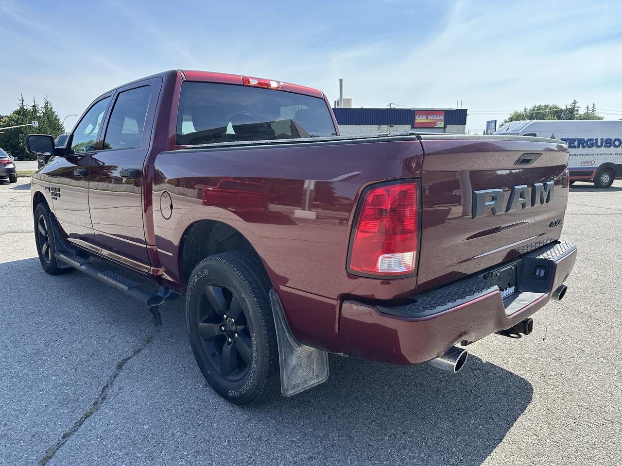 2021 RAM 1500 Classic EXPRESS Photo