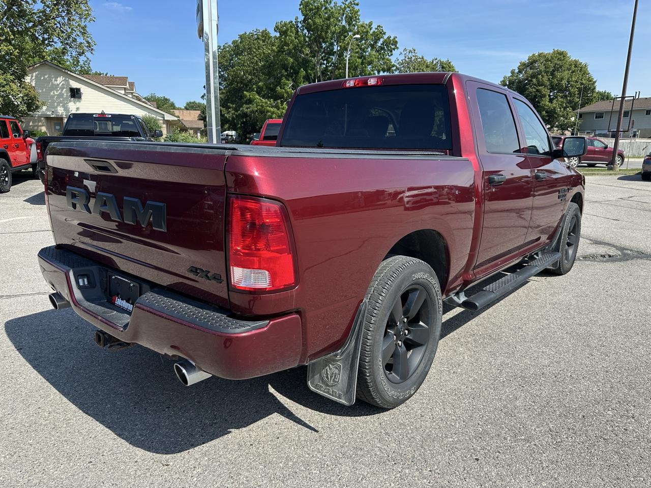 2021 RAM 1500 Classic EXPRESS Photo