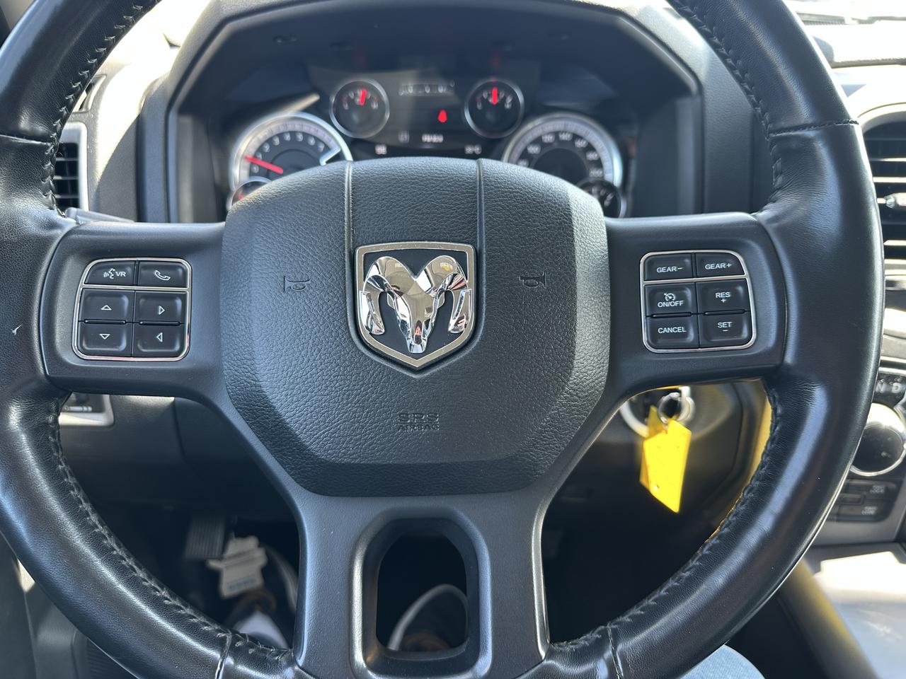 2021 RAM 1500 Classic EXPRESS Photo