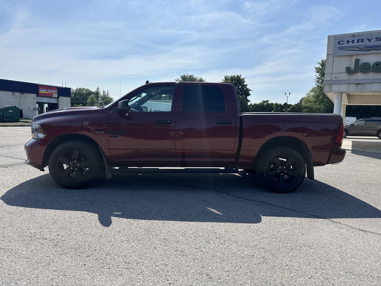 2021 RAM 1500 Classic EXPRESS Photo