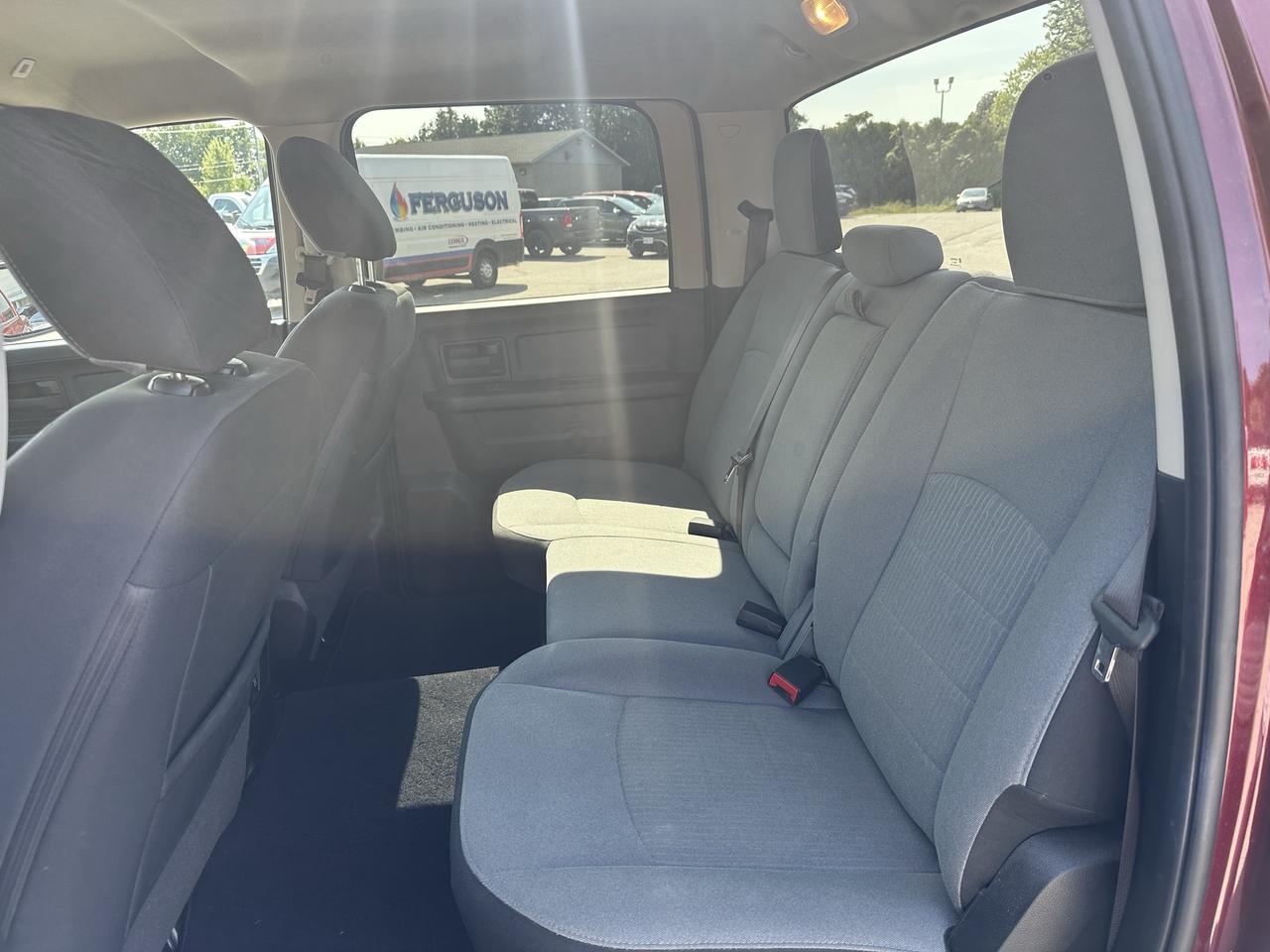 2021 RAM 1500 Classic EXPRESS Photo