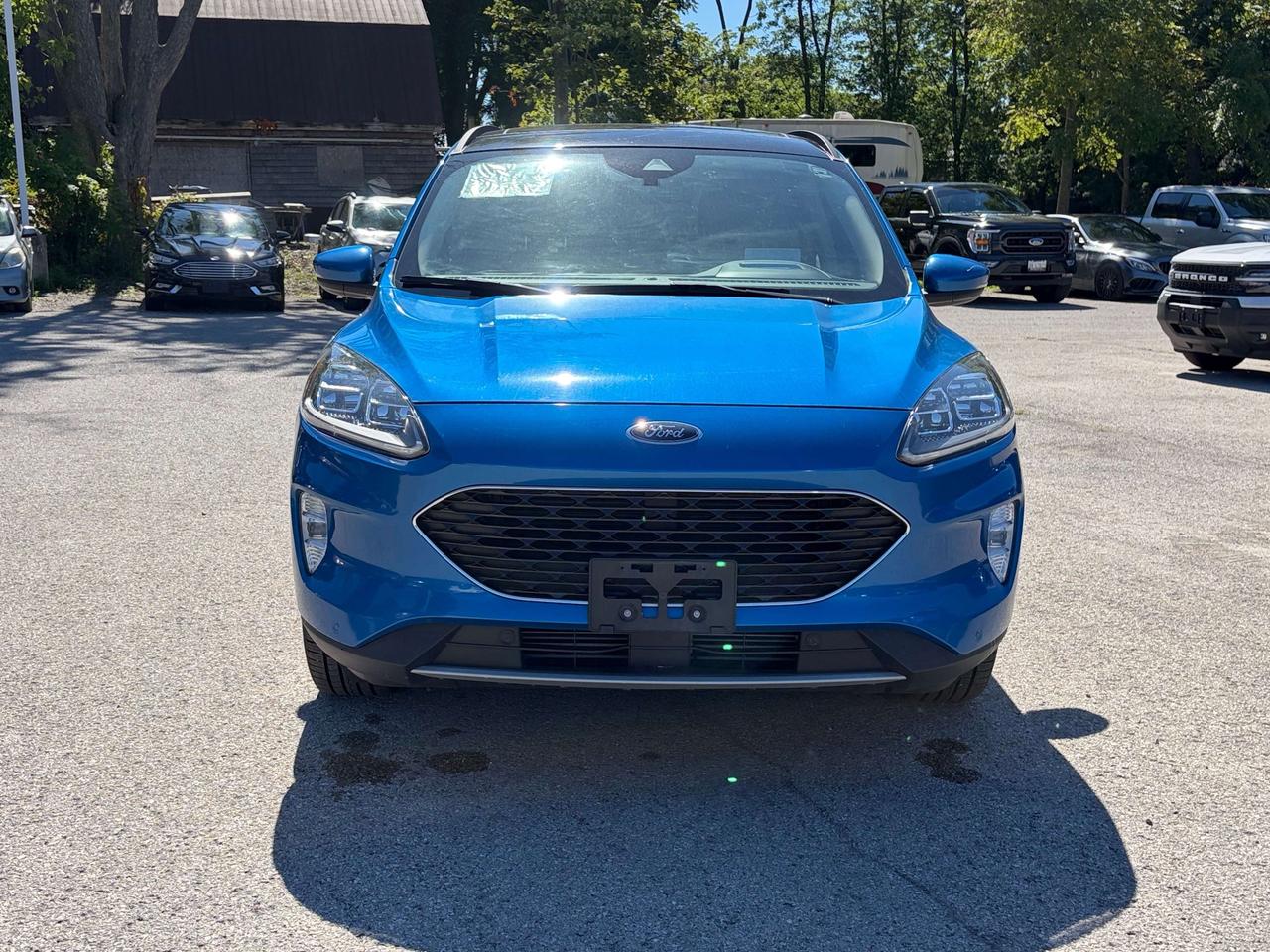 2020 Ford Escape Titanium AWD Photo1