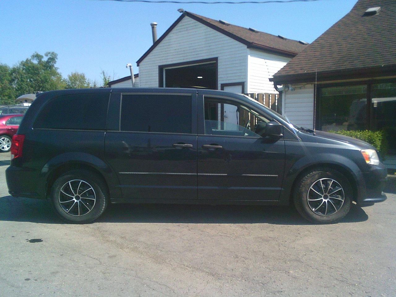 2014 Dodge Grand Caravan 4dr Wgn SXT Photo4