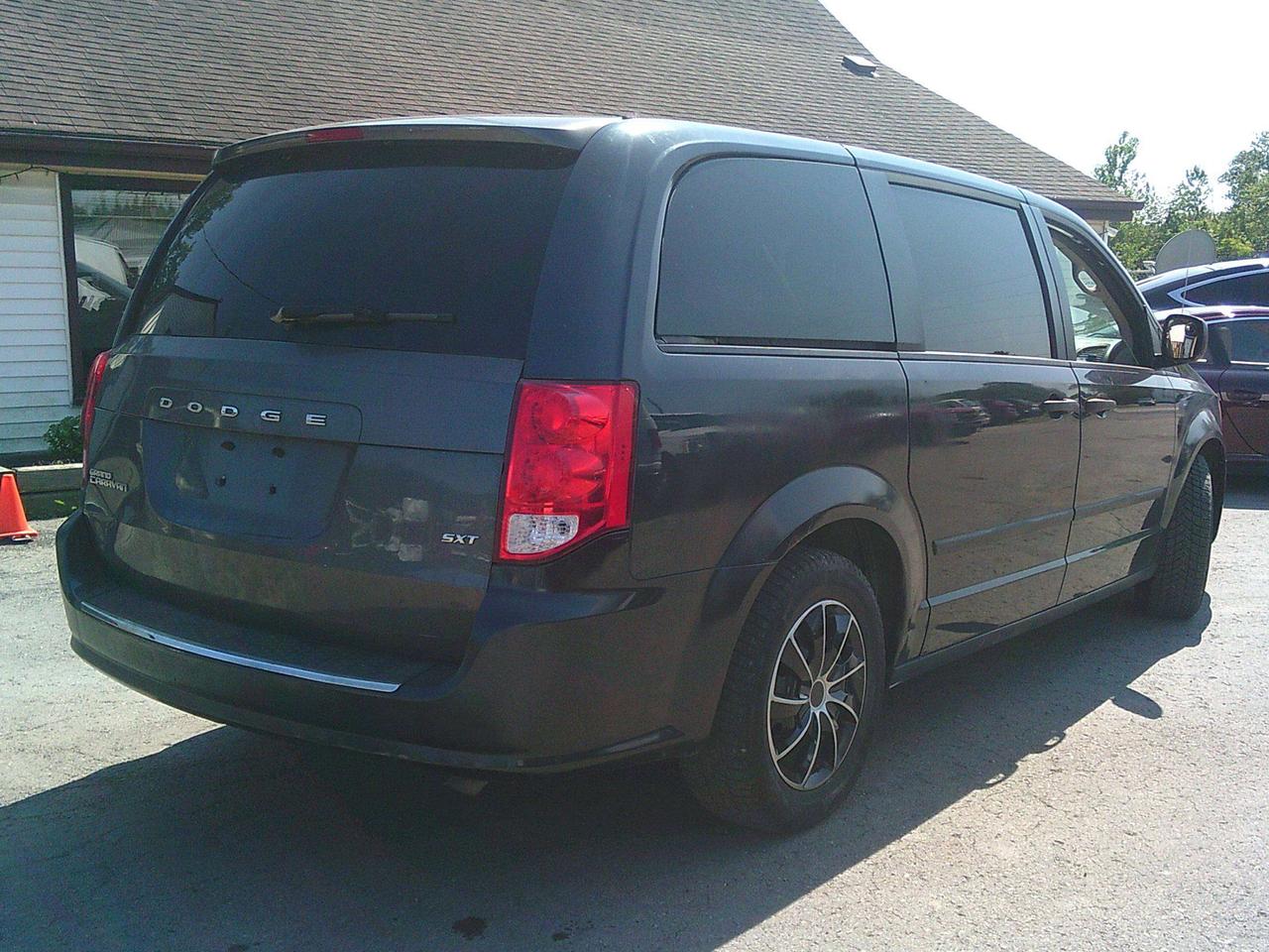 2014 Dodge Grand Caravan 4dr Wgn SXT Photo