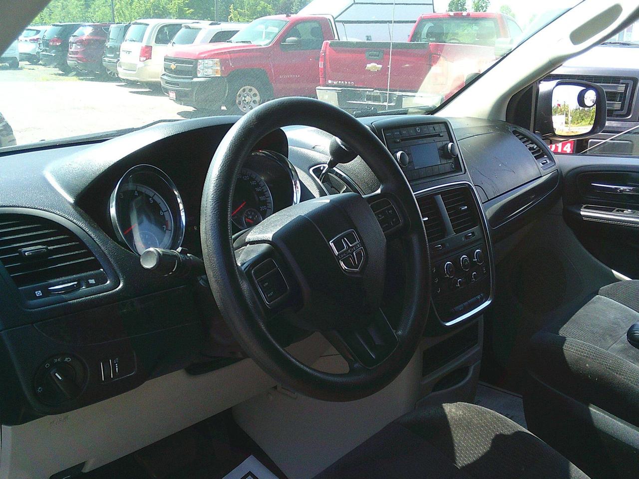 2014 Dodge Grand Caravan 4dr Wgn SXT Photo