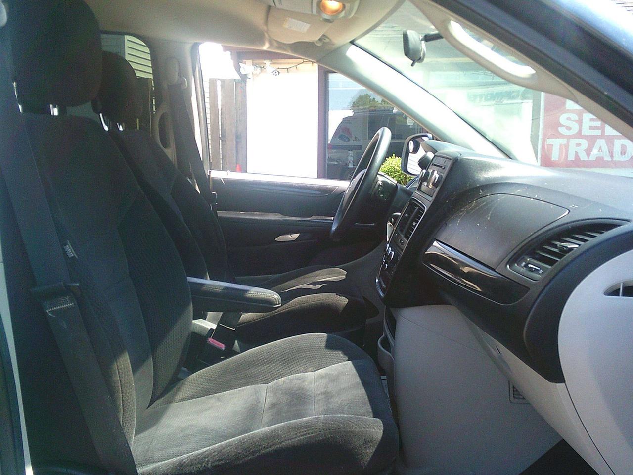 2014 Dodge Grand Caravan 4dr Wgn SXT Photo