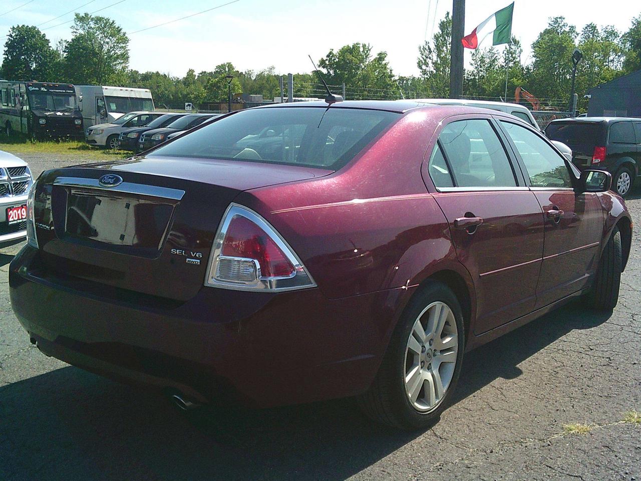 2007 Ford Fusion SEL AWD Photo