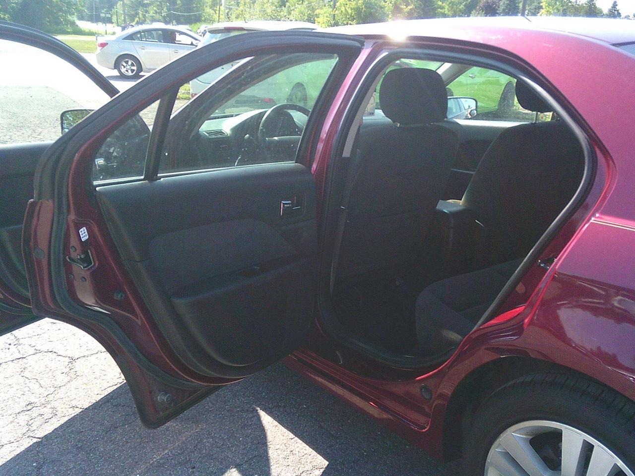 2007 Ford Fusion SEL AWD Photo