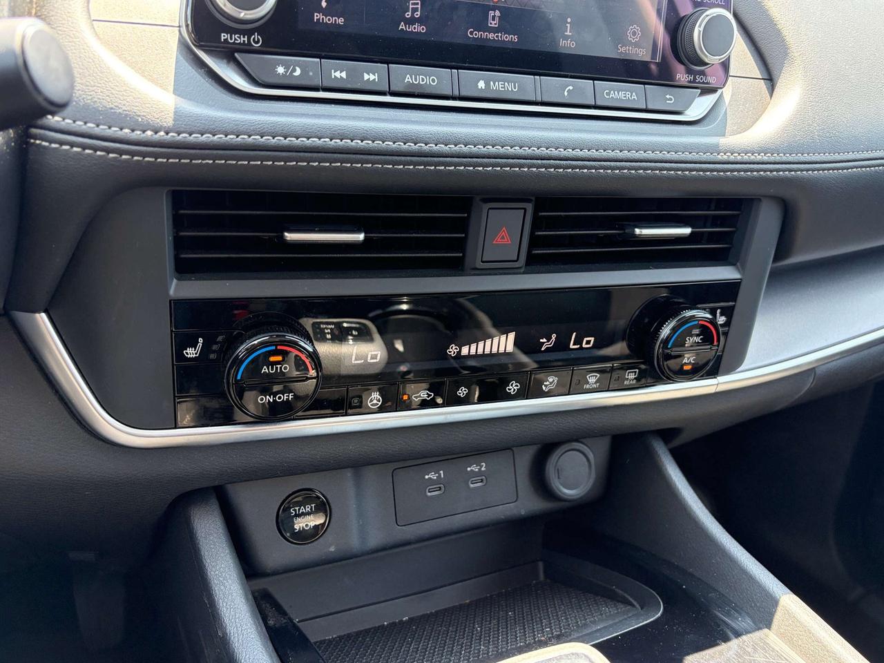 2024 Nissan Rogue SV MOONROOF, REMOTE START, CLEAN CARFAX! - Photo #18