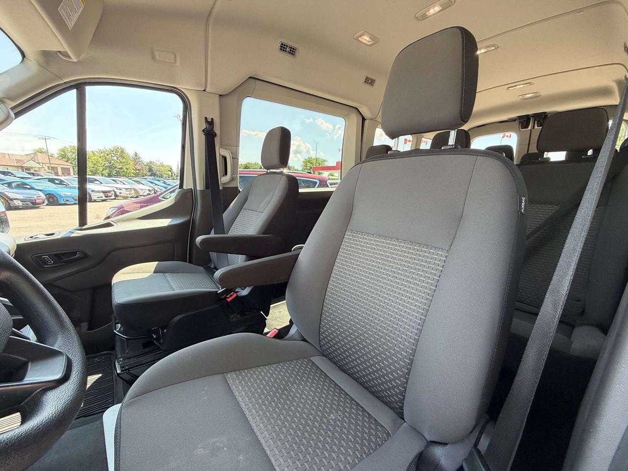 2025 Ford Transit Passenger Wagon XL, 12 PASSENGER, BALANCE OF FACTORY WARRANTY! - Photo #11