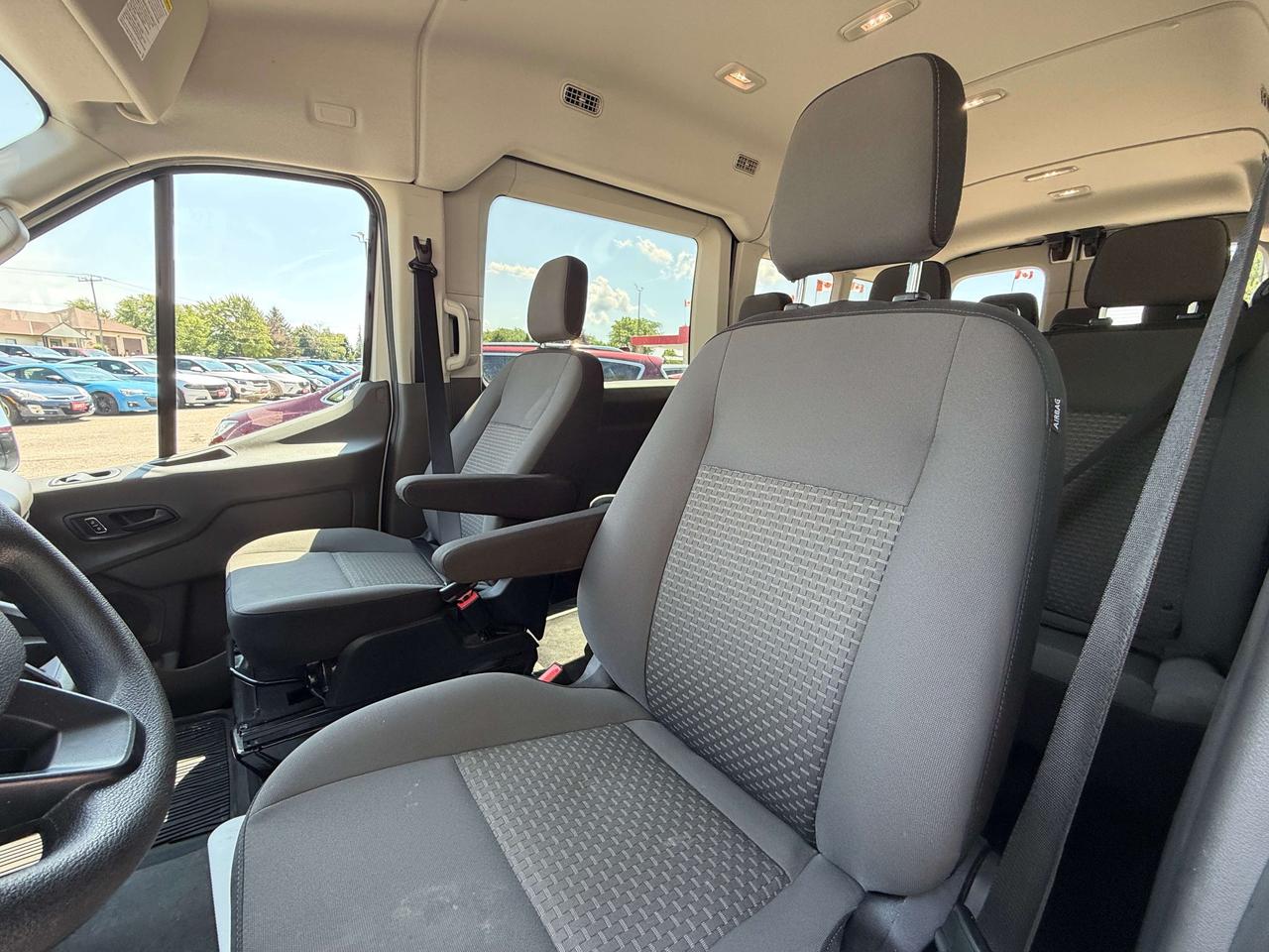 2025 Ford Transit Passenger Wagon XL - Photo #11
