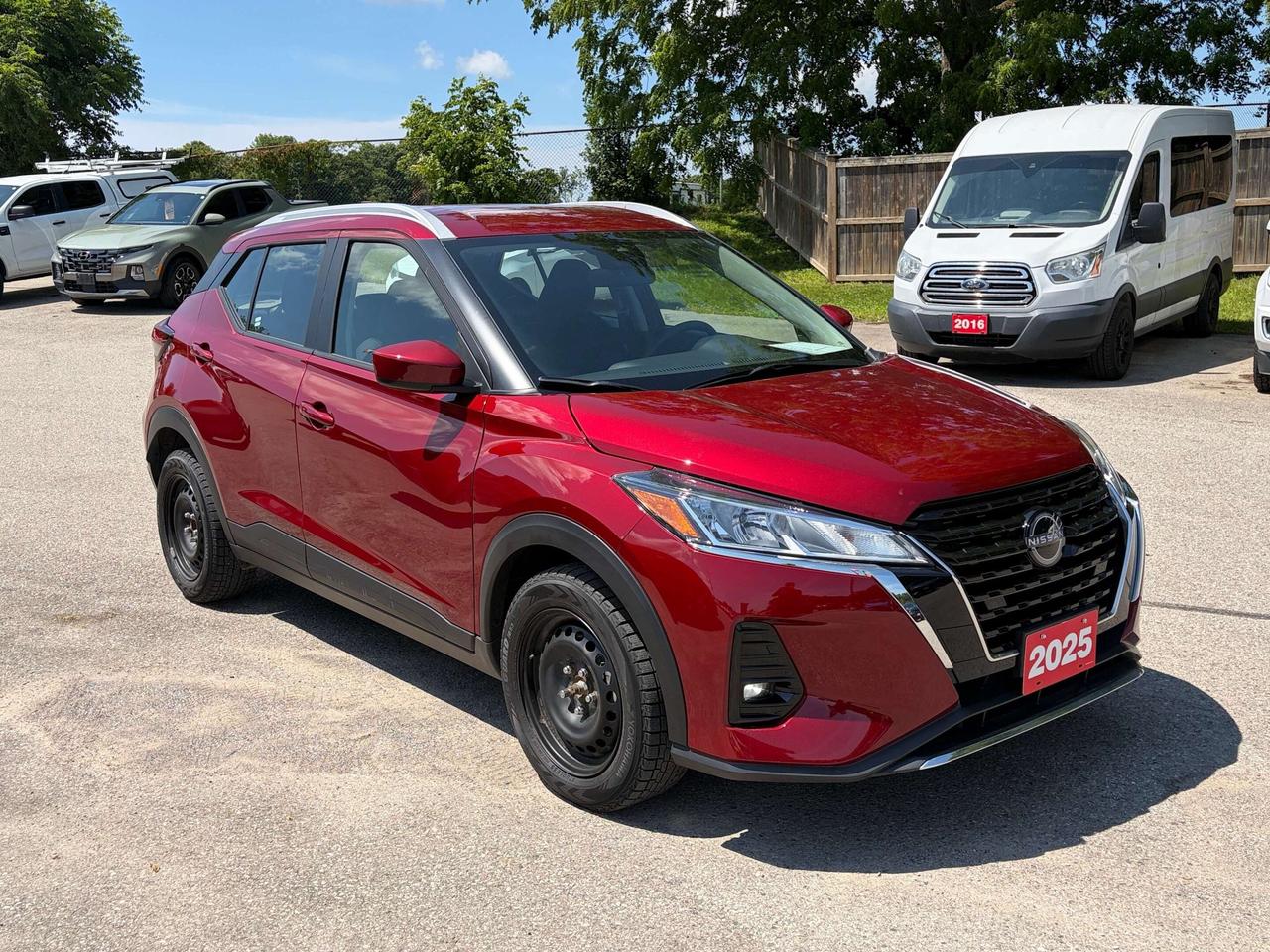 2025 Nissan Kicks SV Photo