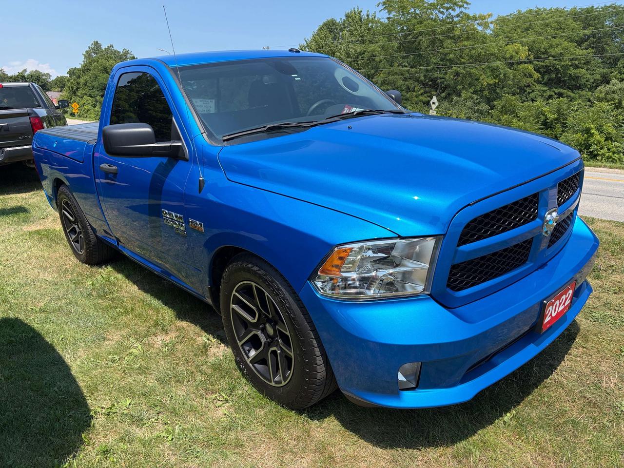 2022 RAM 1500 EXPRESS, 4X4, 3 PASS, BACKUP CAM, NICE MILEAGE Photo