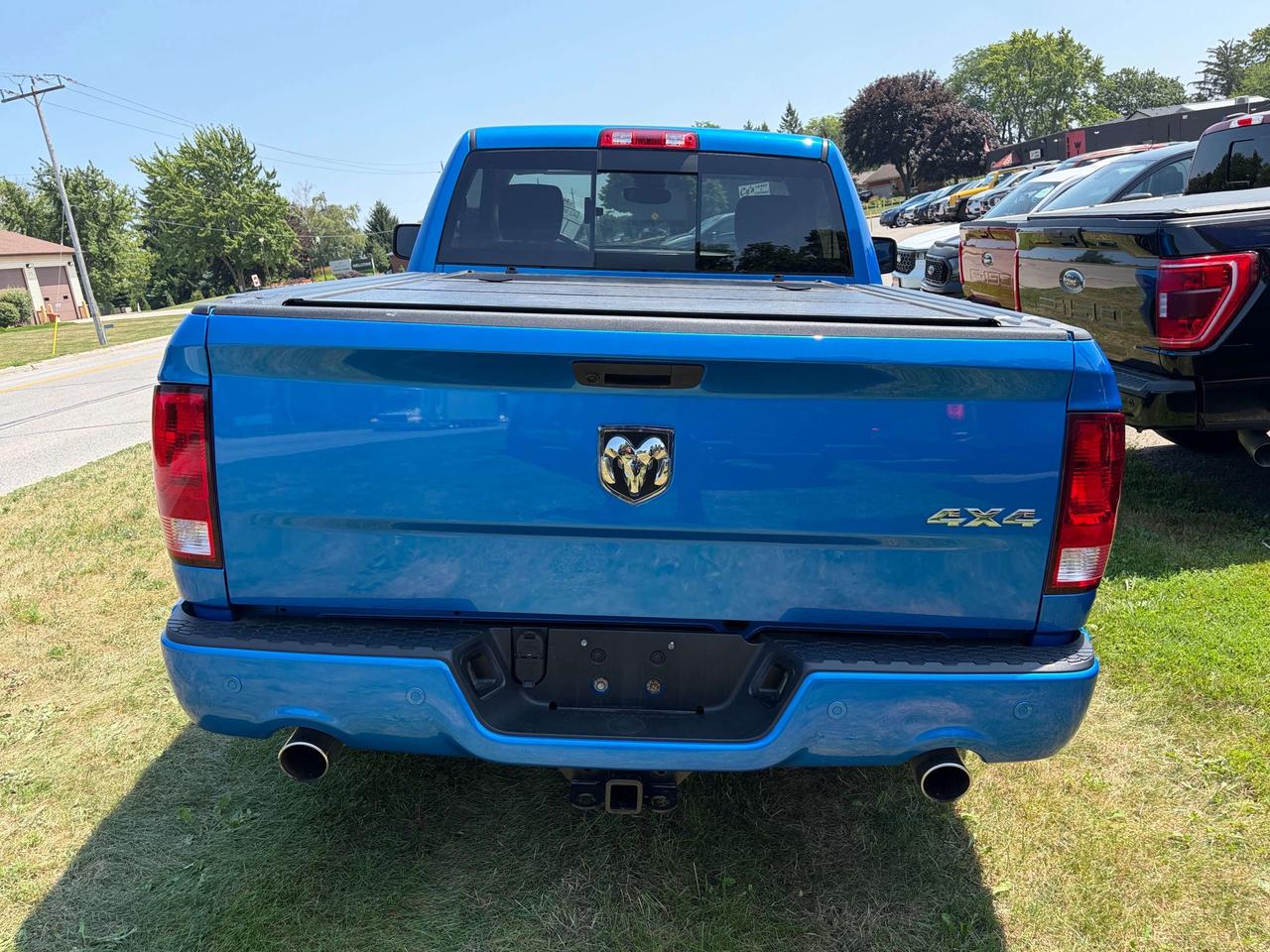 2022 RAM 1500 EXPRESS, 4X4, 3 PASS, BACKUP CAM, NICE MILEAGE Photo