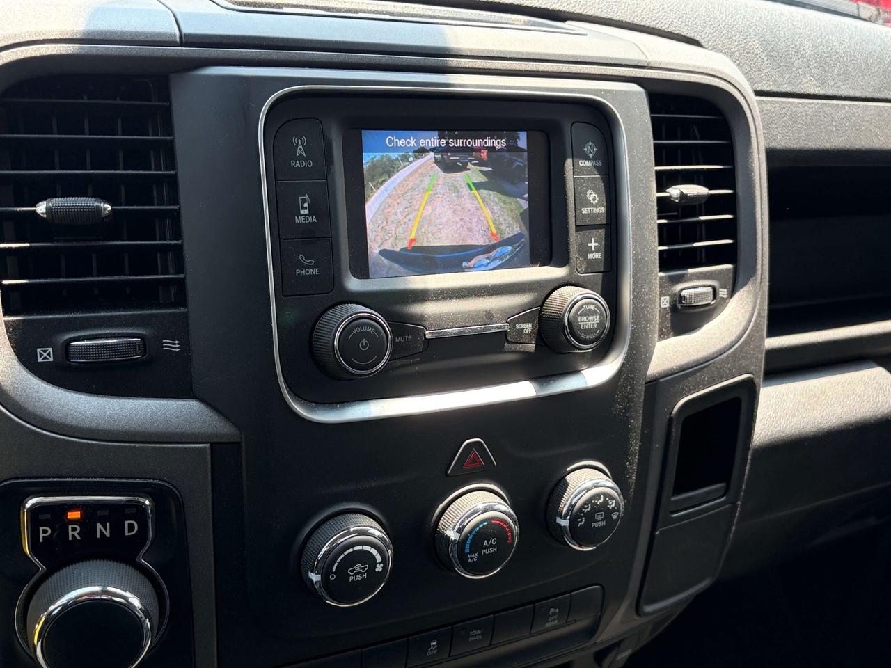 2022 RAM 1500 EXPRESS, 4X4, 3 PASS, BACKUP CAM, NICE MILEAGE - Photo #18