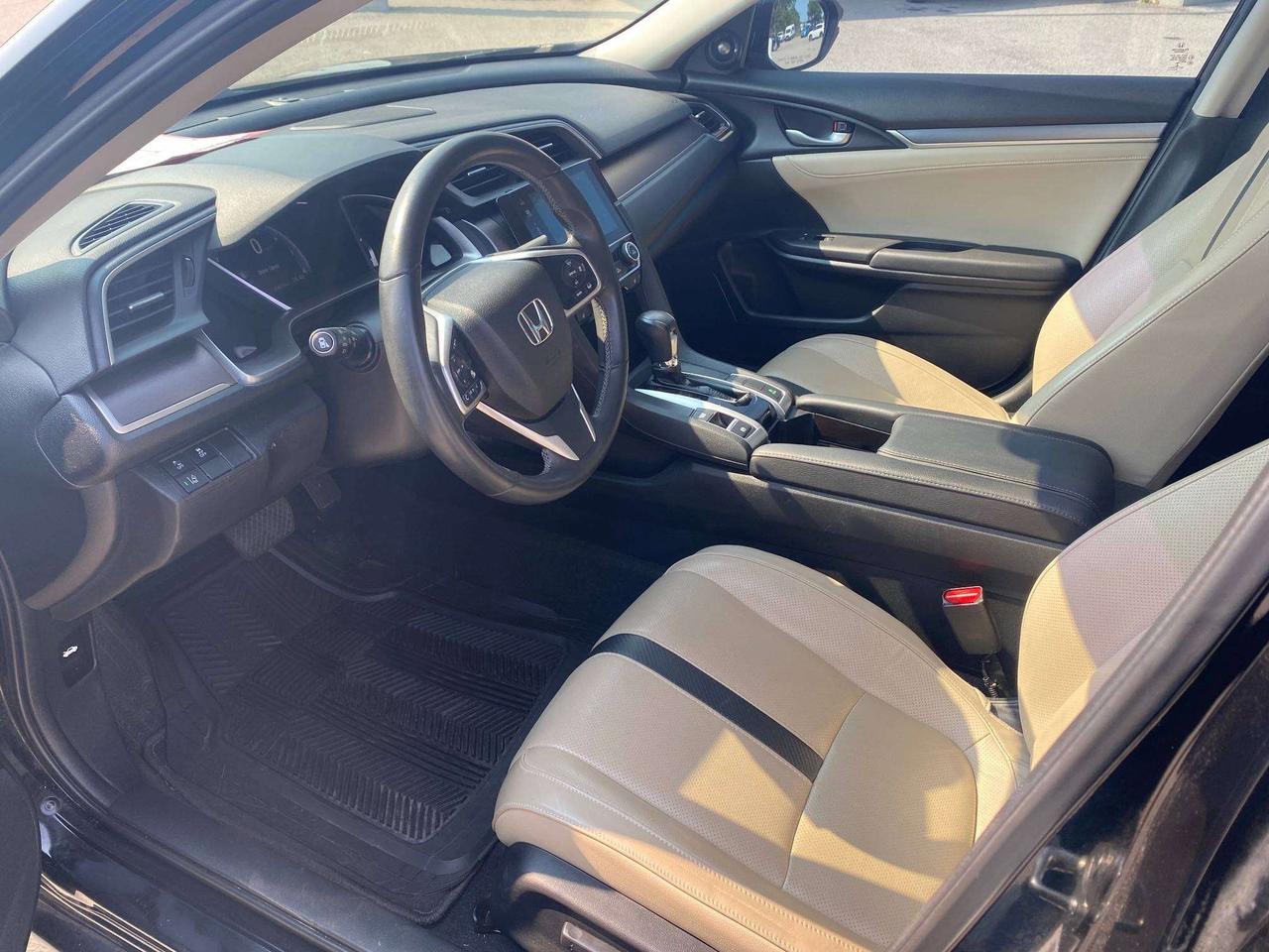 2018 Honda Civic TOURING, CLEAN CARFAX, HEATED LEATHER, LOW KMS! - Photo #15