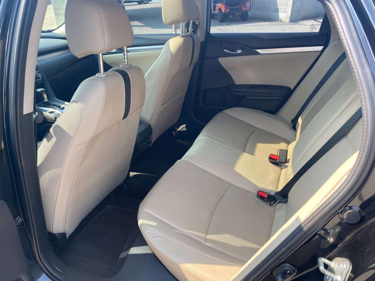 2018 Honda Civic TOURING, CLEAN CARFAX, HEATED LEATHER, LOW KMS! - Photo #23