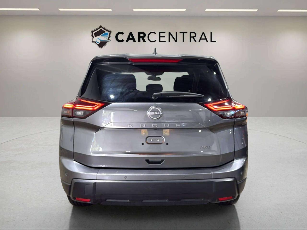 2024 Nissan Rogue S AWD | 1 OWNER | STARTER | HTD SEATS | BLIS Photo