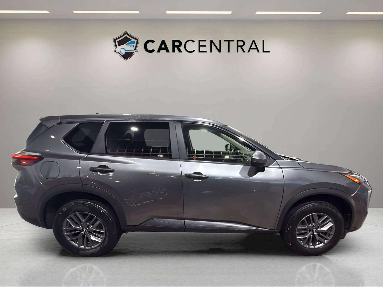 2024 Nissan Rogue S AWD | 1 OWNER | STARTER | HTD SEATS | BLIS Photo