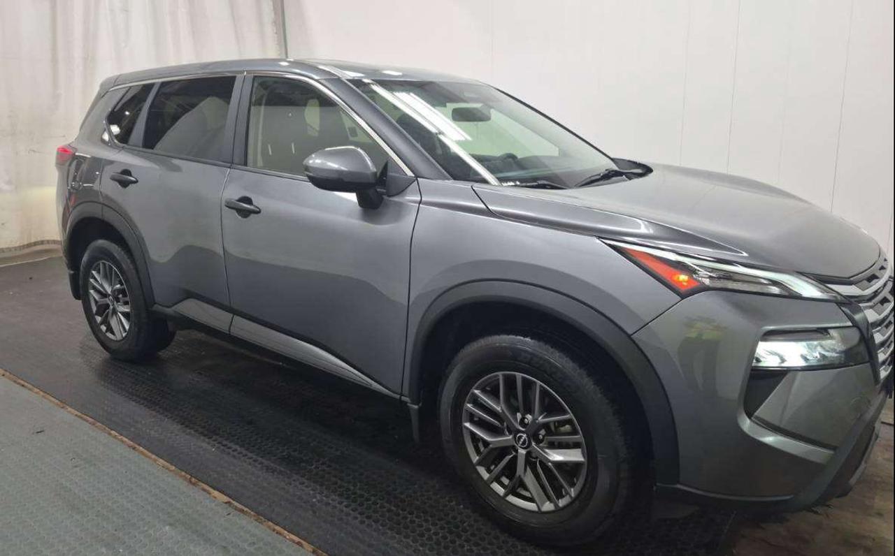2024 Nissan Rogue S AWD | CLEAN CARFAX | STARTER | CARPLAY | Photo