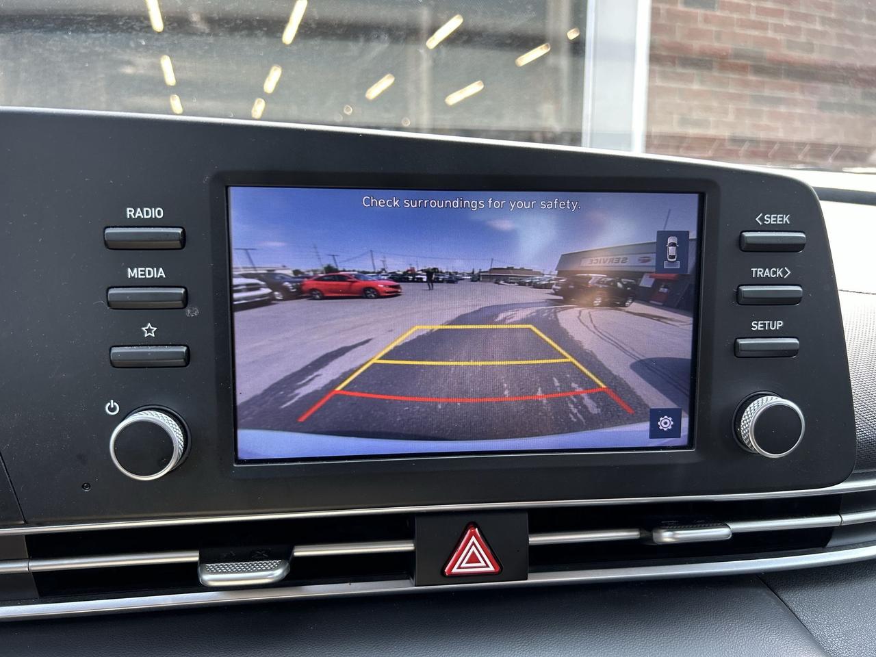 2023 Hyundai Elantra AUTO | HTD SEATS |CARPLAY | A/C |REAR CAM | CRUISE Photo