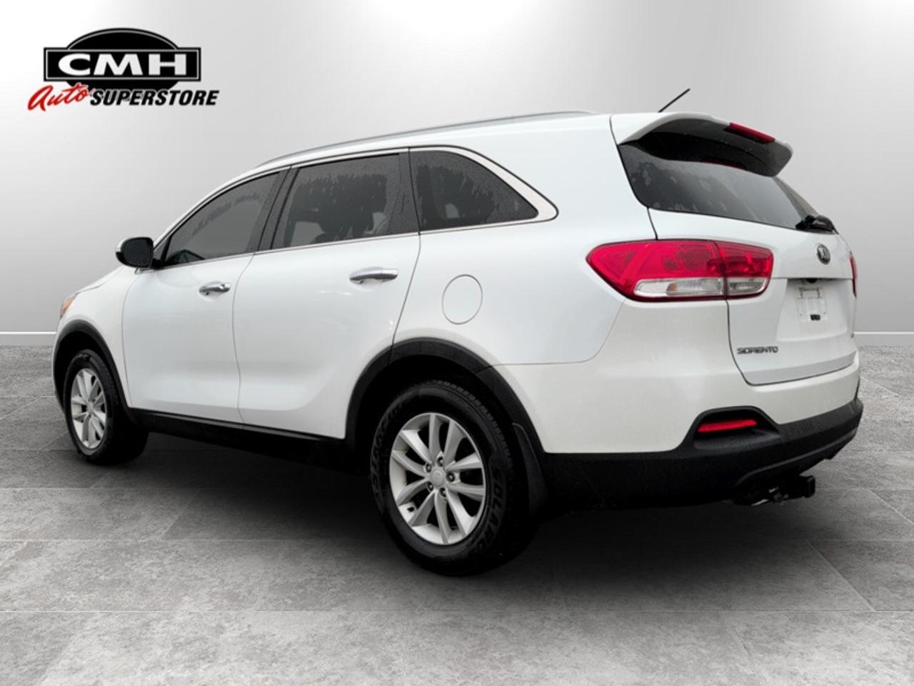 2018 Kia Sorento LX Photo3