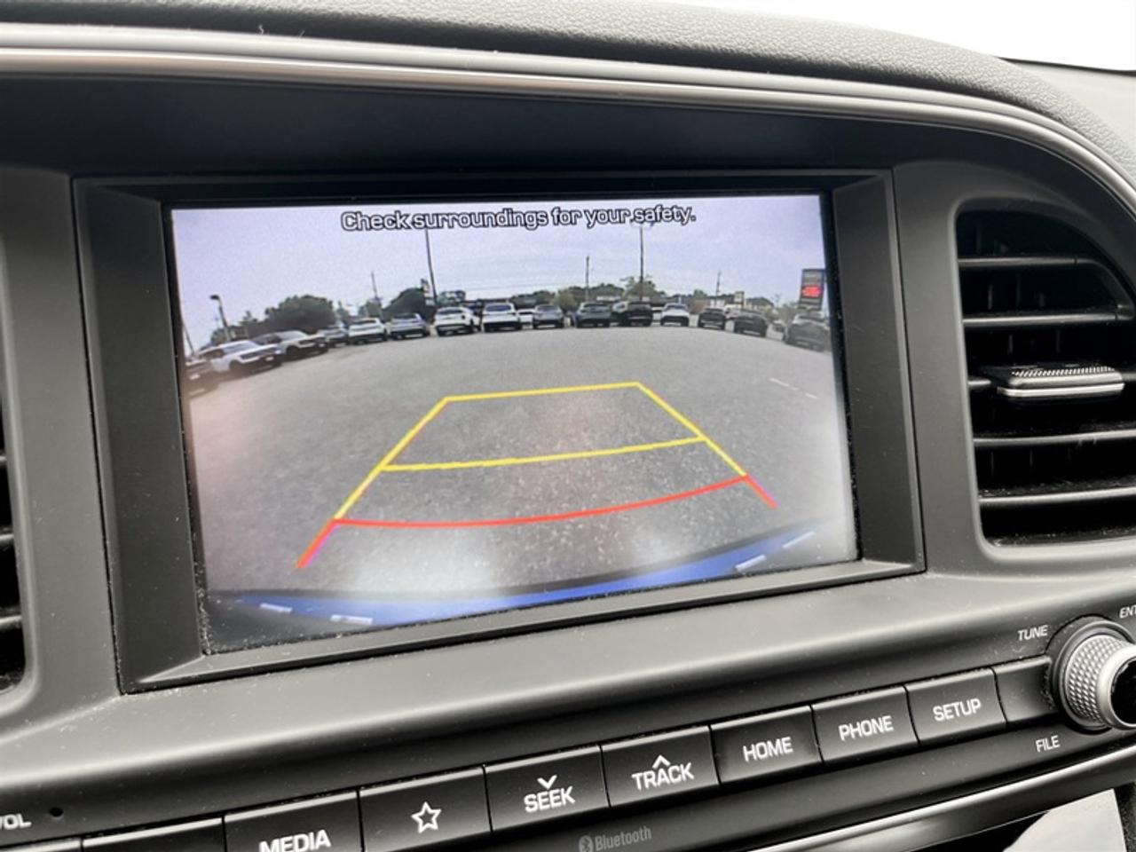 2019 Hyundai Elantra Preferred Photo