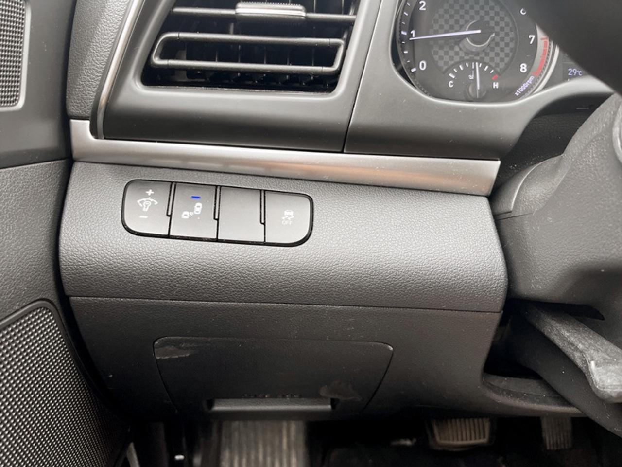 2019 Hyundai Elantra Preferred Photo