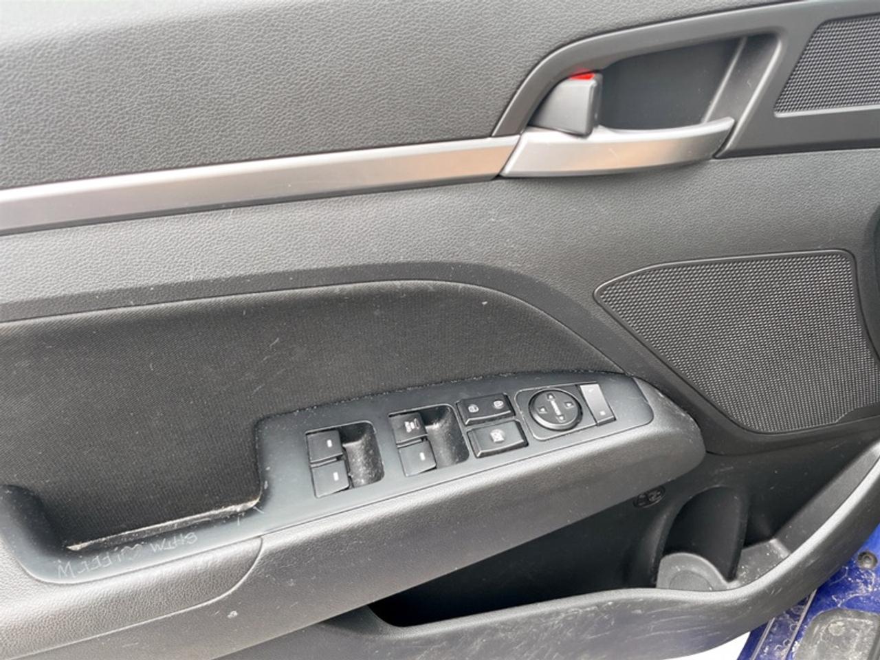 2019 Hyundai Elantra Preferred Photo