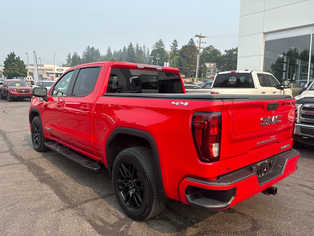 2023 GMC Sierra 1500 ELEVATION Photo2