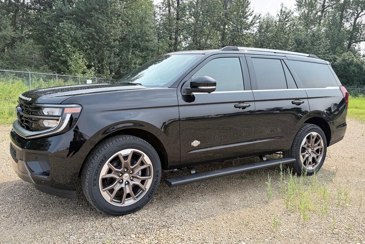 2026 Ford Expedition KING RANCH Photo1