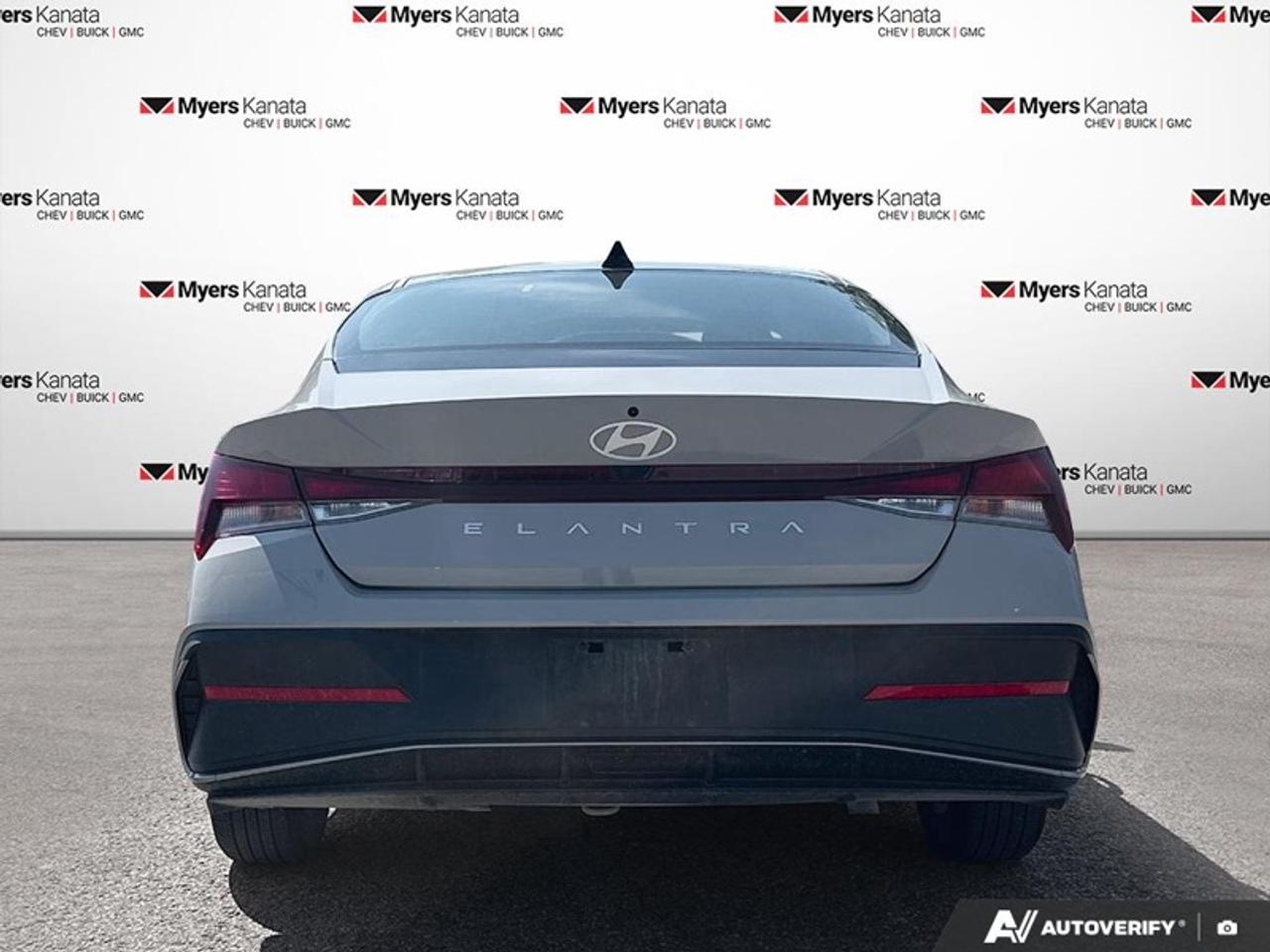 2025 Hyundai Elantra Essential   - Heated Seats Photo4