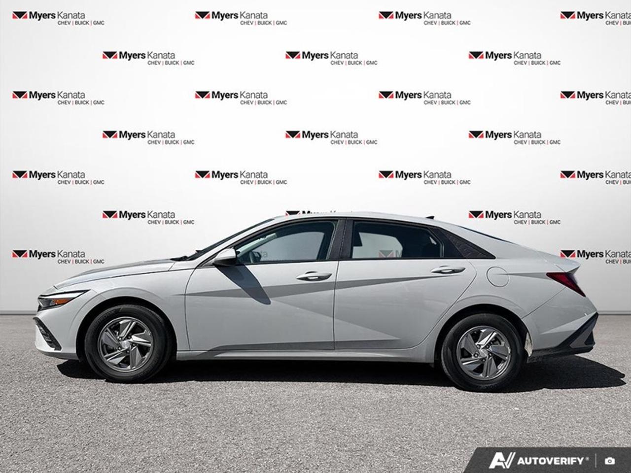2025 Hyundai Elantra Essential   - Heated Seats Photo
