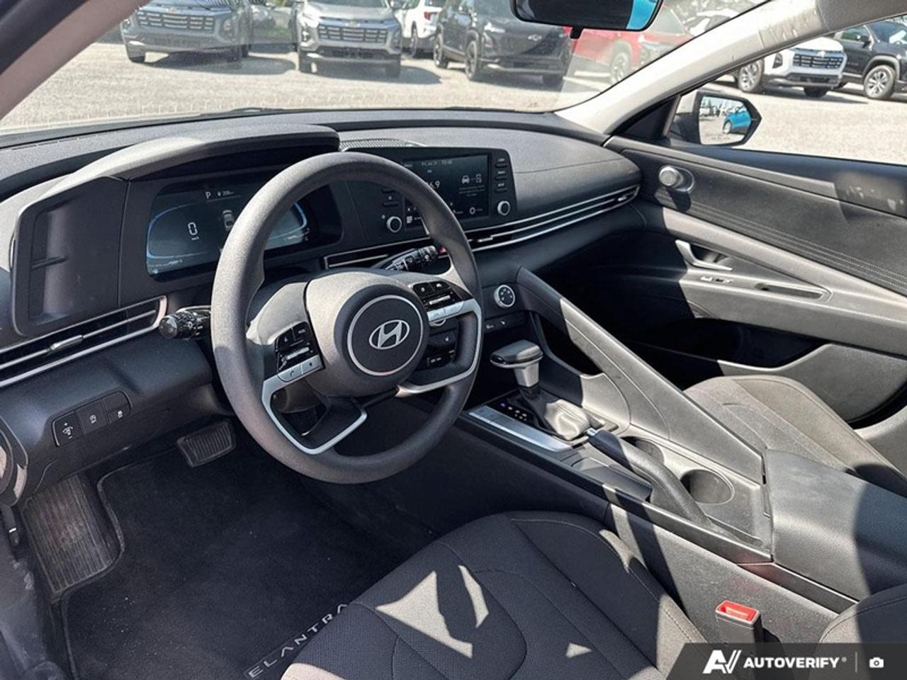 2025 Hyundai Elantra Essential   - Heated Seats Photo