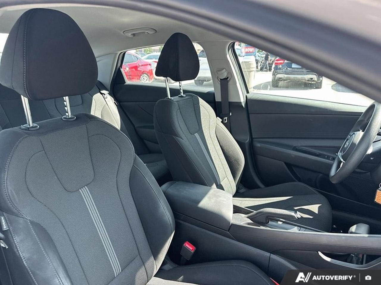 2025 Hyundai Elantra Essential   - Heated Seats Photo