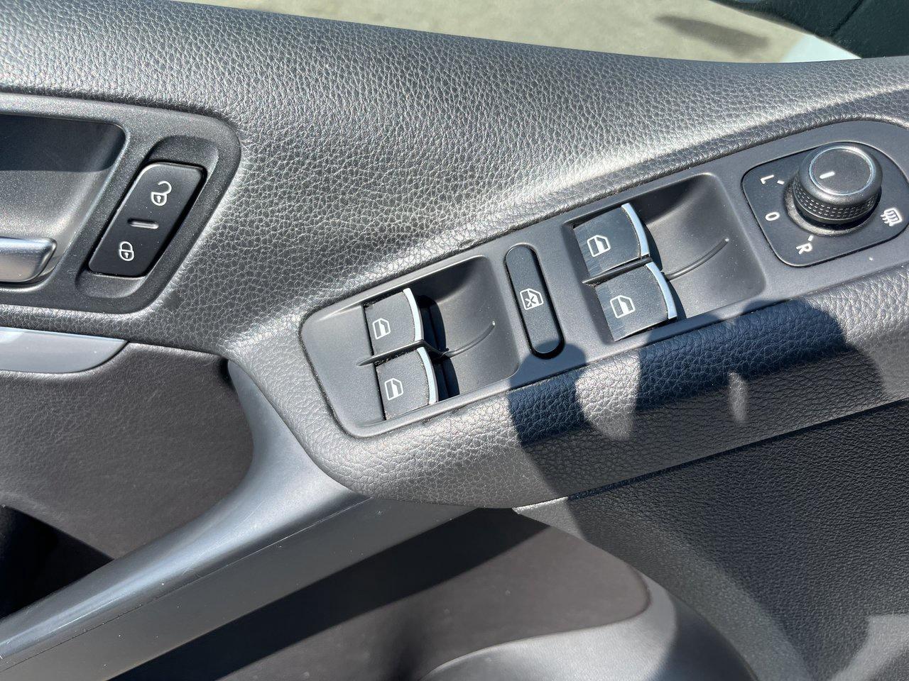 2016 Volkswagen Tiguan COMFORTLINE Photo