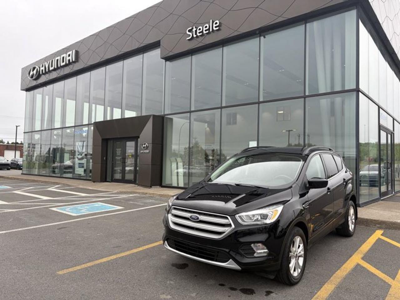 Small SUV 4WD, SEL 4WD, 6-Speed Automatic w/OD, Intercooled Turbo Regular Unleaded I-4 2.0 L/122