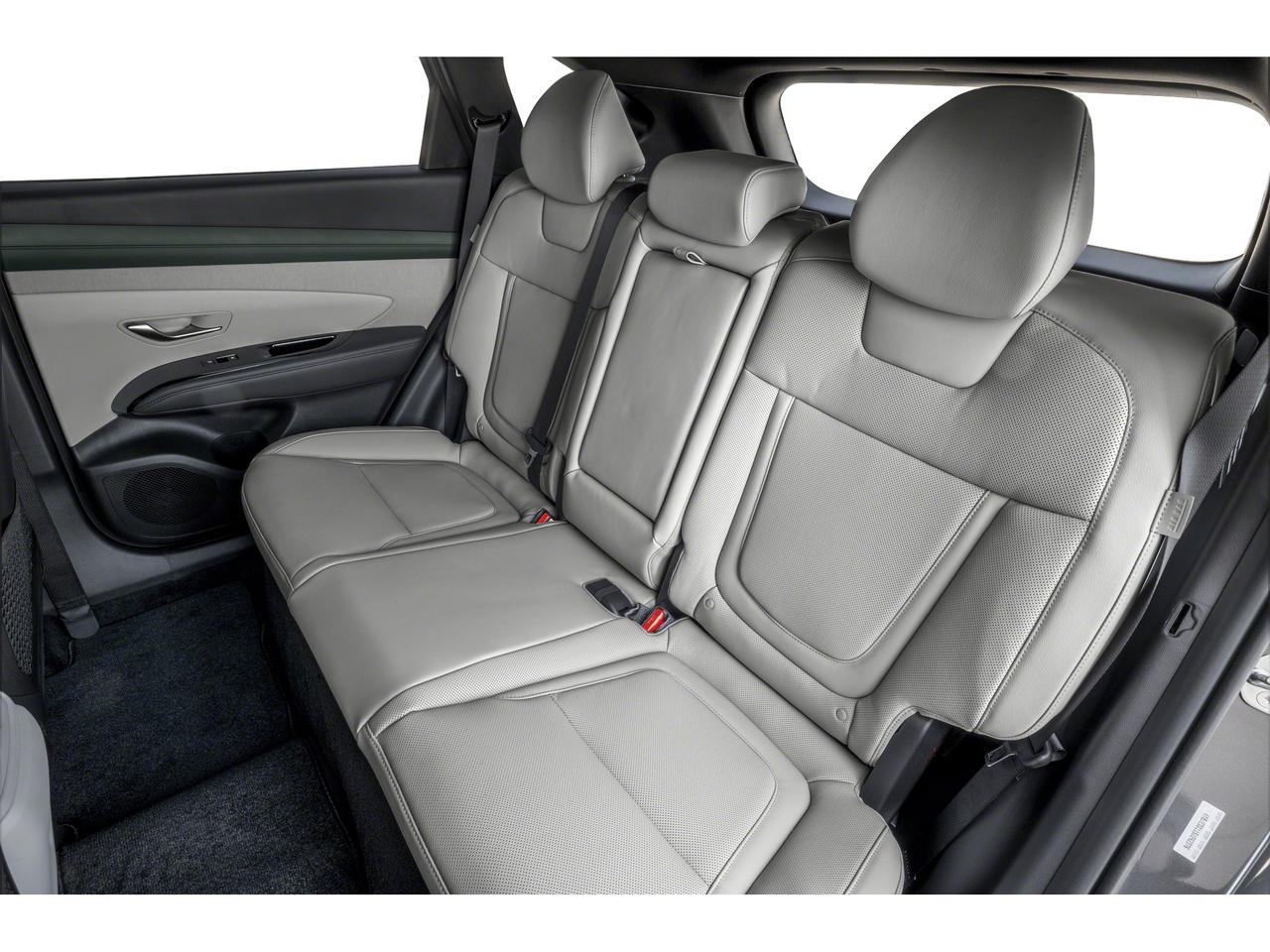 2026 Hyundai Tucson Hybrid Night Edition Photo