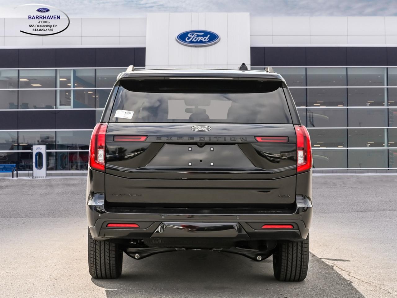 2026 Ford Expedition Platinum Max Photo3