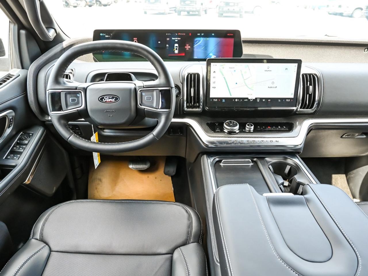 2026 Ford Expedition Platinum Max Photo